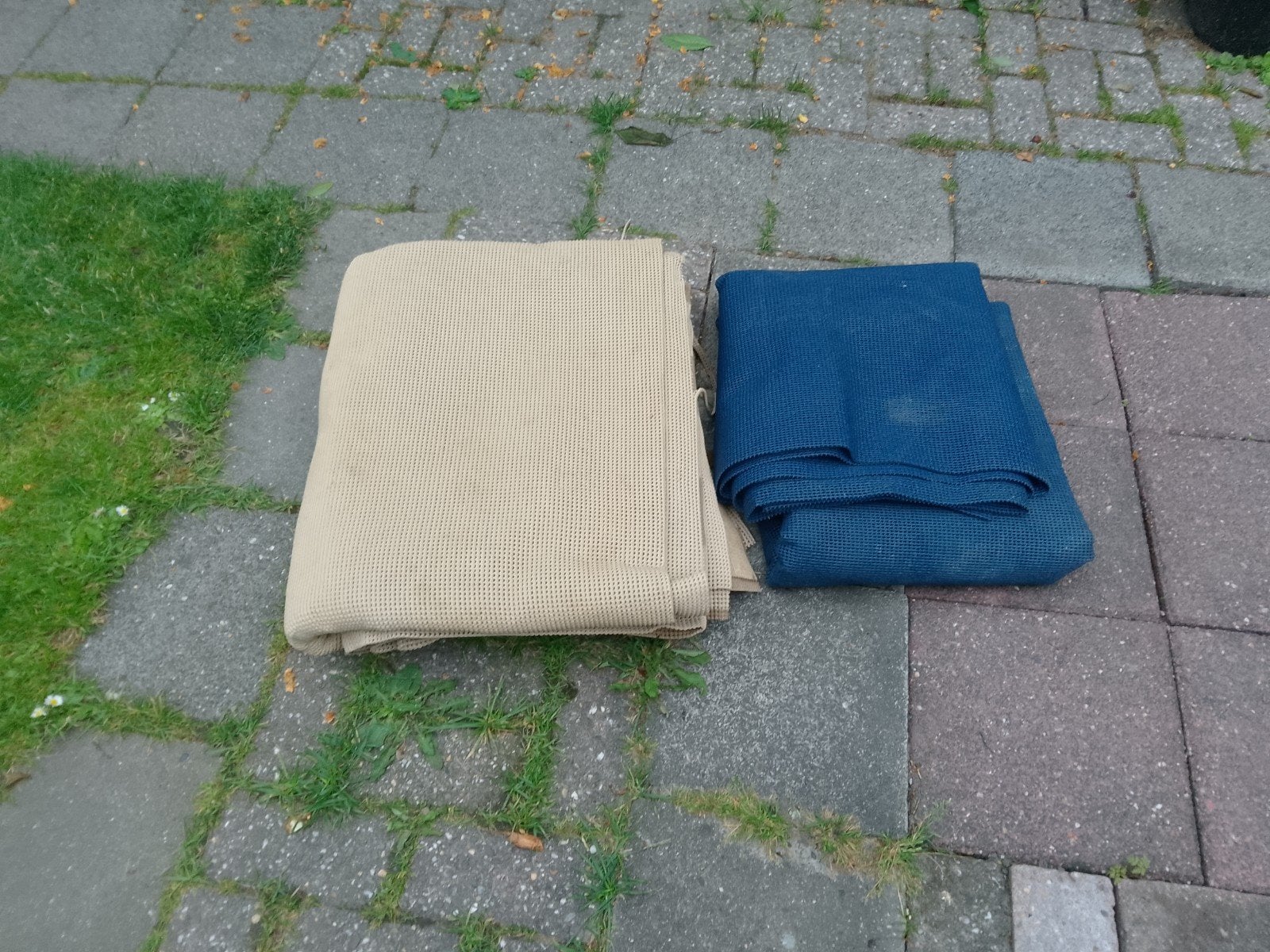 2 tenttapijten - 1x 3.50/2.20m, 1x 2.90/1.95m, Ophalen of Verzenden