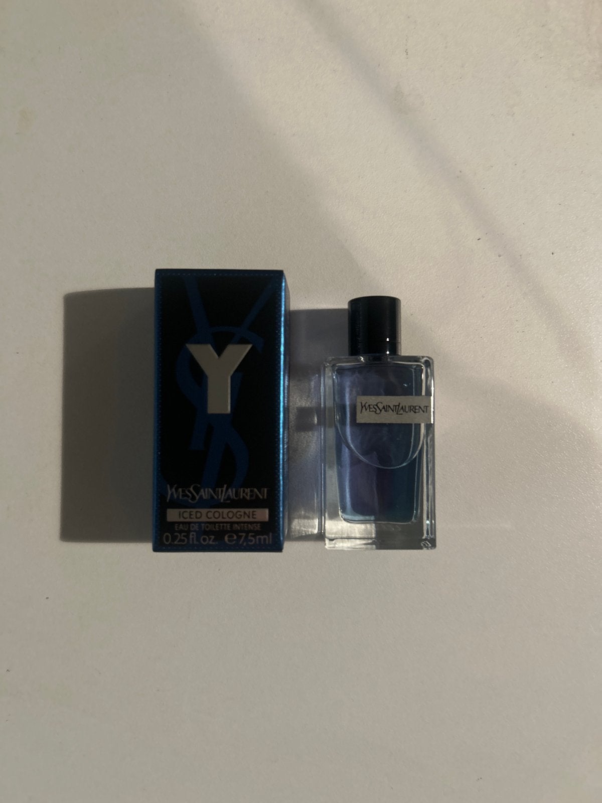 YSL Y Iced Cologne EDT Intense 7,5 ml miniatuur, Ophalen of Verzenden, Nieuw, Miniatuur, Gevuld