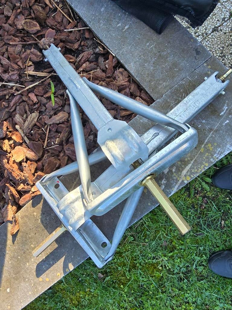 2 Nieuwe verzwaarde caravan poten/steunen Hobby, Caravans en Kamperen, Ophalen of Verzenden