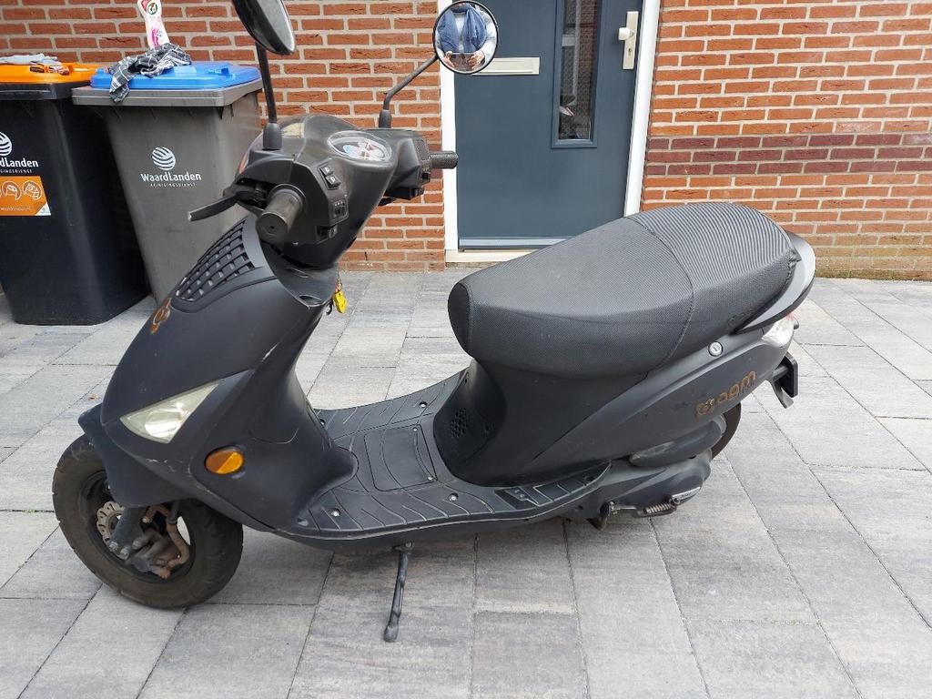 AGM snorscooter, Fietsen en Brommers, Snorfietsen en Snorscooters, Overige merken, Gebruikt, Ophalen of Verzenden, Benzine