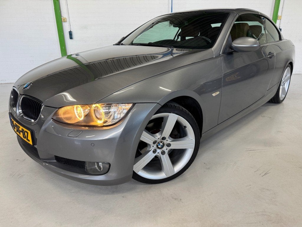 Bmw 3-SERIE 320I HIGH EXECUTIVE / Apple CarPlay/ 19 inch / B, Automaat, 4 cilinders, Cabriolet, 4 stoelen