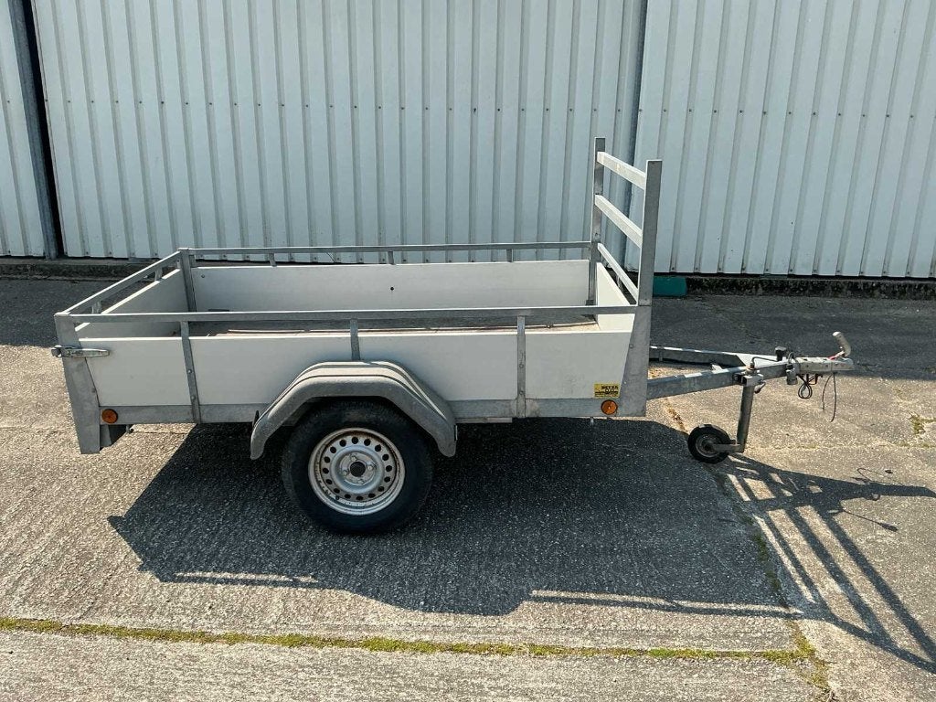 Betra aanhangwagen enkelas onder de 750 kg aluminium / werk!, Auto diversen, Aanhangers en Bagagewagens, Betra, Gebruikt, Info@izi-hoogwerkerhuren.nl