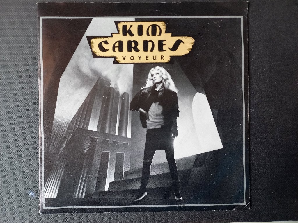 Kim Carnes met Voyeur (1982) in nieuwstaat , Verzenden, 7 inch, Zo goed als nieuw, Single