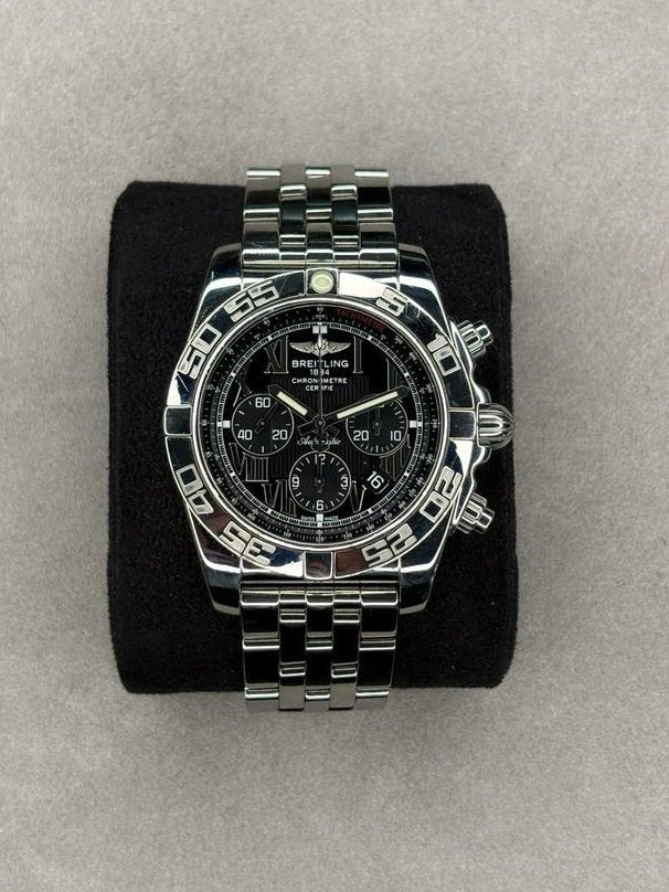 Breitling Chronomat AB0110 - 09/2025 service + Box, Sieraden, Tassen en Uiterlijk, Staal, Staal, -, Breitling