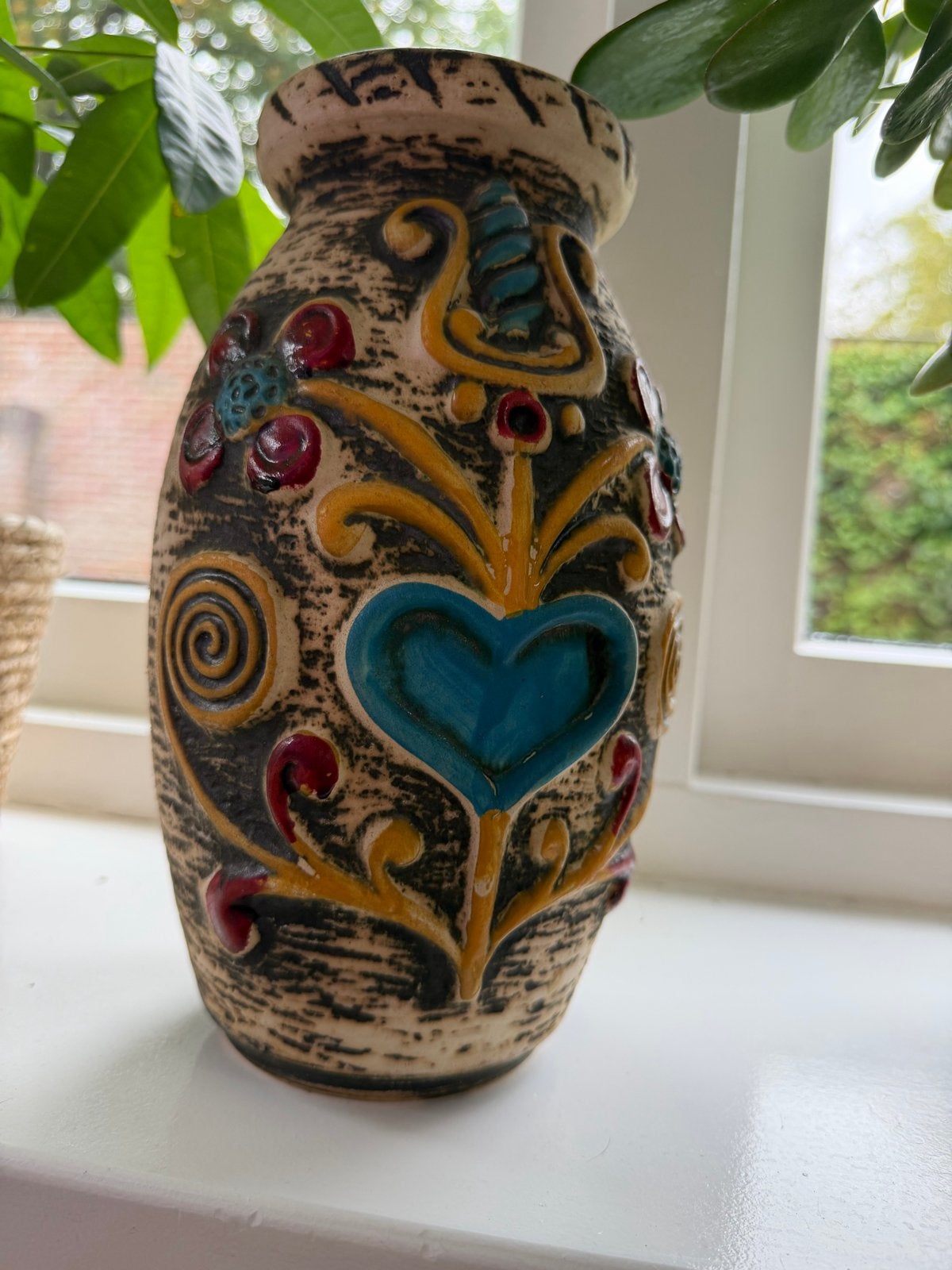 Vintage West Germany Bay Keramiek Vaas met Hartdecoratie, Ophalen of Verzenden