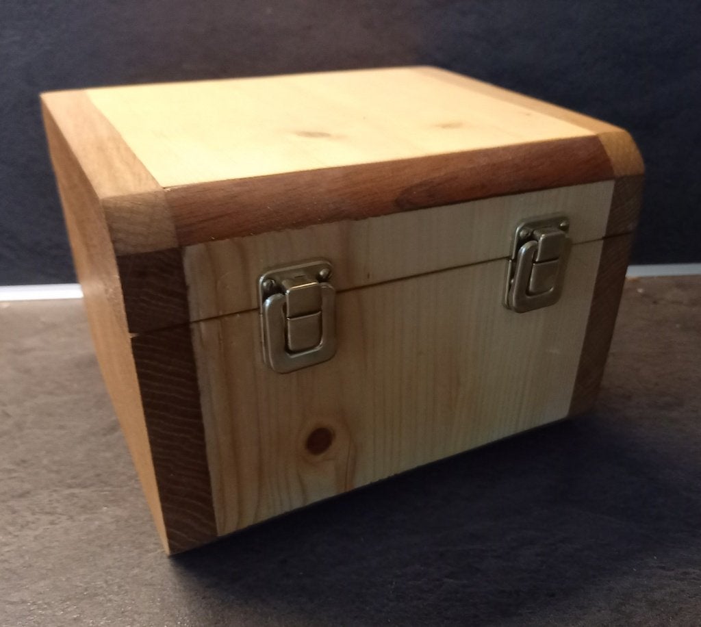 UNIEK HOUTEN VOORRAADKISTJE € 30,00, Ophalen, Nieuw, Hout