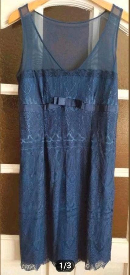 Mooie jurk voor de feestelijke dag 40/42 L

Zwart strapless, Kleding | Dames, Jurken, Blauw, Zara, Maat 42/44 (L), Ophalen of Verzenden