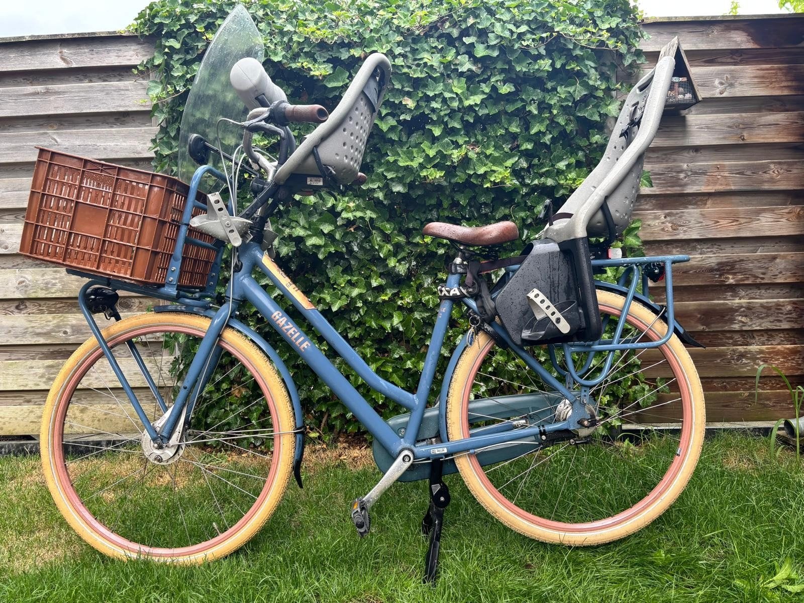 Gazelle HeavyDuty damesfiets / moederfiets met Yepp zitjes, Fietsen en Brommers, Fietsen | Dames | Damesfietsen, Ophalen, Terugtraprem