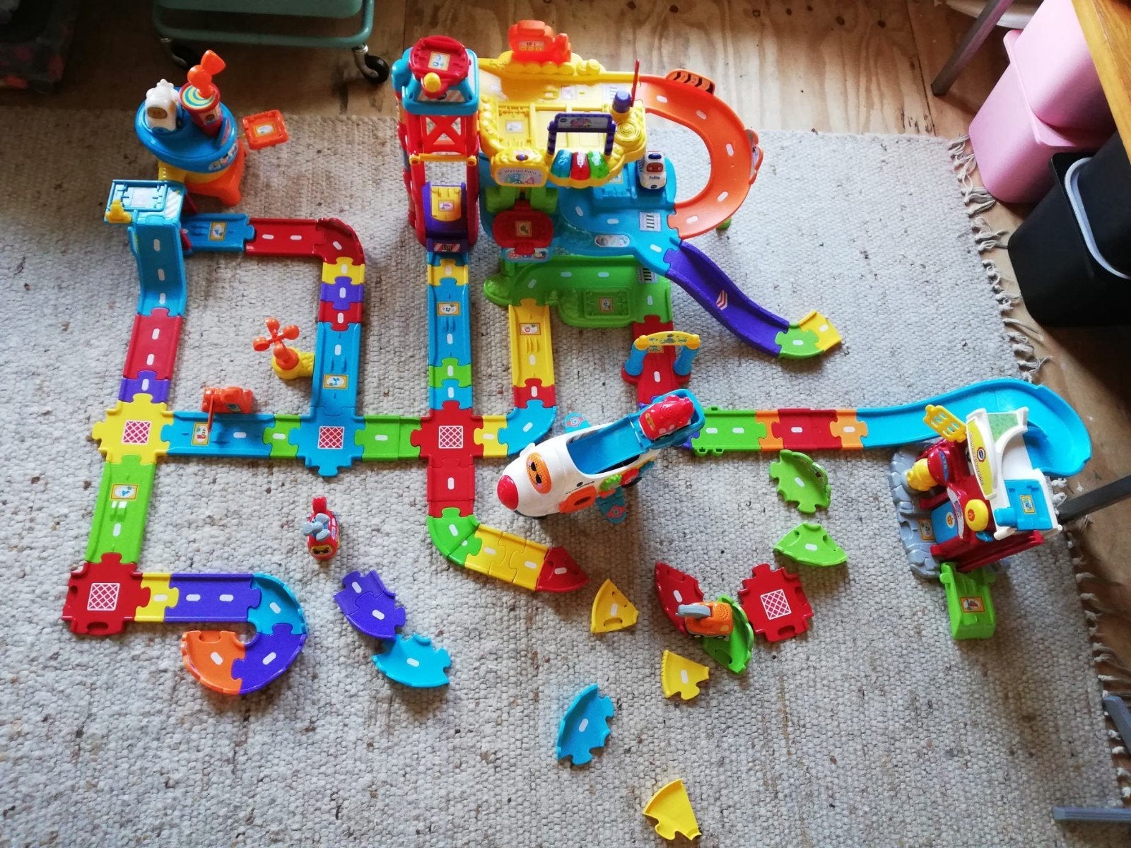 VTech Toet Toet Auto's Grote Garage & Baanset met 6 Auto's, Kinderen en Baby's, Speelgoed | Vtech, Ophalen of Verzenden, Zo goed als nieuw