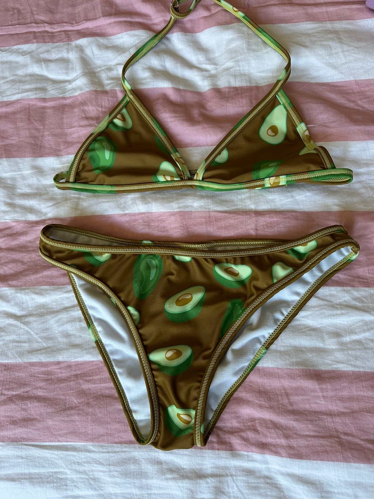 Bikini met avocado print mt 140/146 GRATIS, Kinderen en Baby's, Bikiniset, Meisje, Ophalen of Verzenden, Zo goed als nieuw