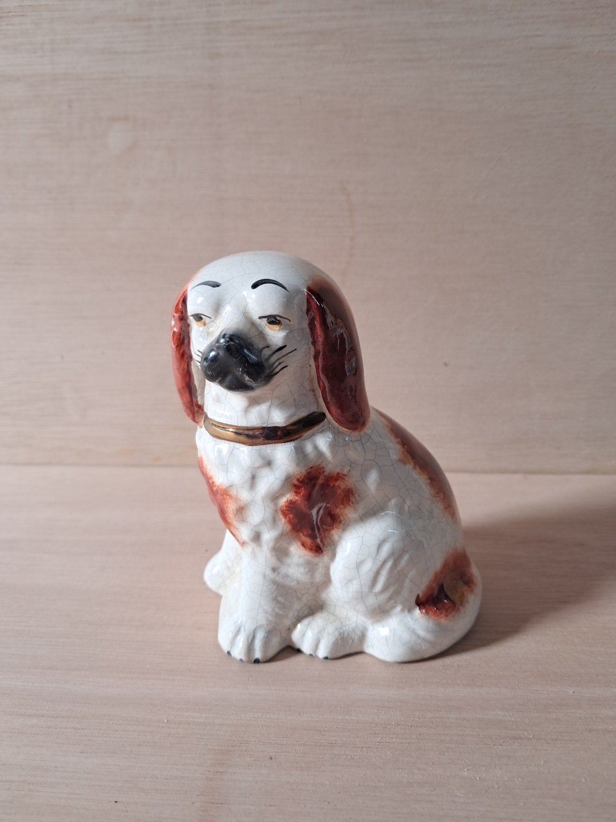 Vintage Staffordshire Spaniel Hondje Beeldje, Antiek en Kunst, Ophalen of Verzenden