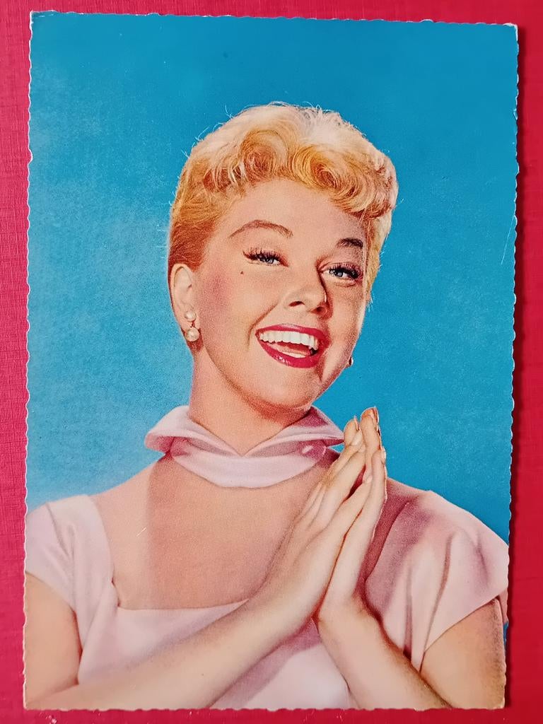 Ansichtkaart Doris Day, Verzamelen, Ophalen of Verzenden, Foto of Kaart