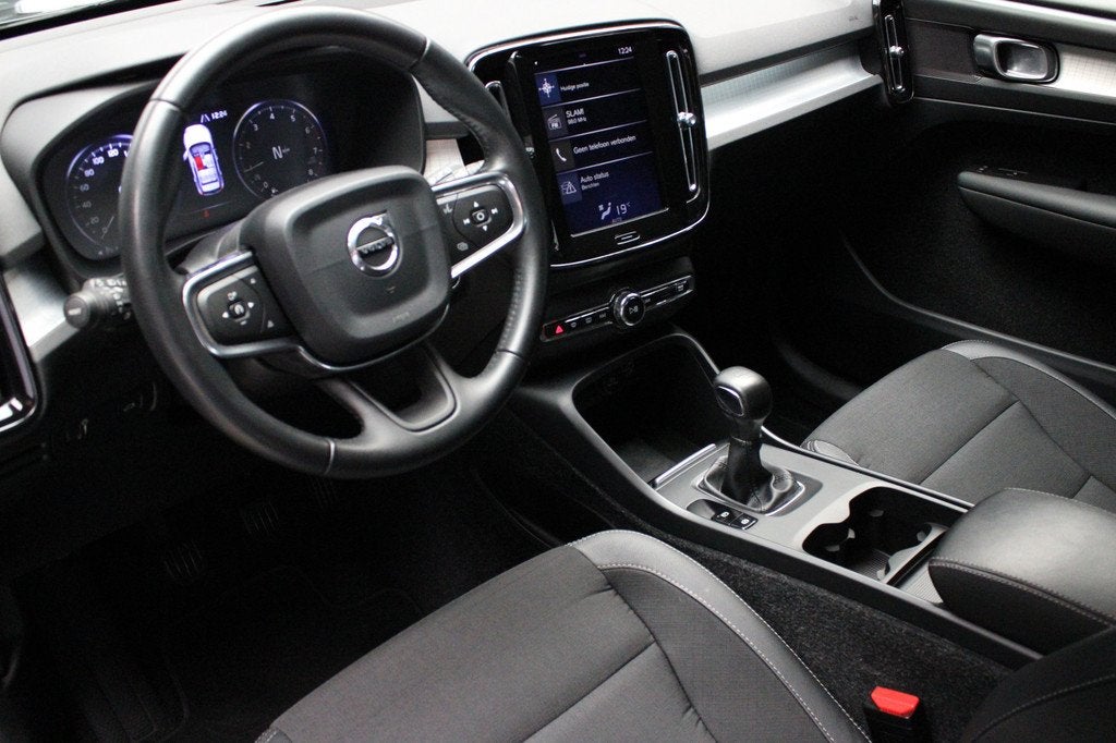 Volvo XC40 1.5 T3 Navi Leder PDC Camera Climate Carplay PDC, Auto's, Volvo, Voorwielaandrijving, Gebruikt, 156 pk, Automatische klimaatregeling