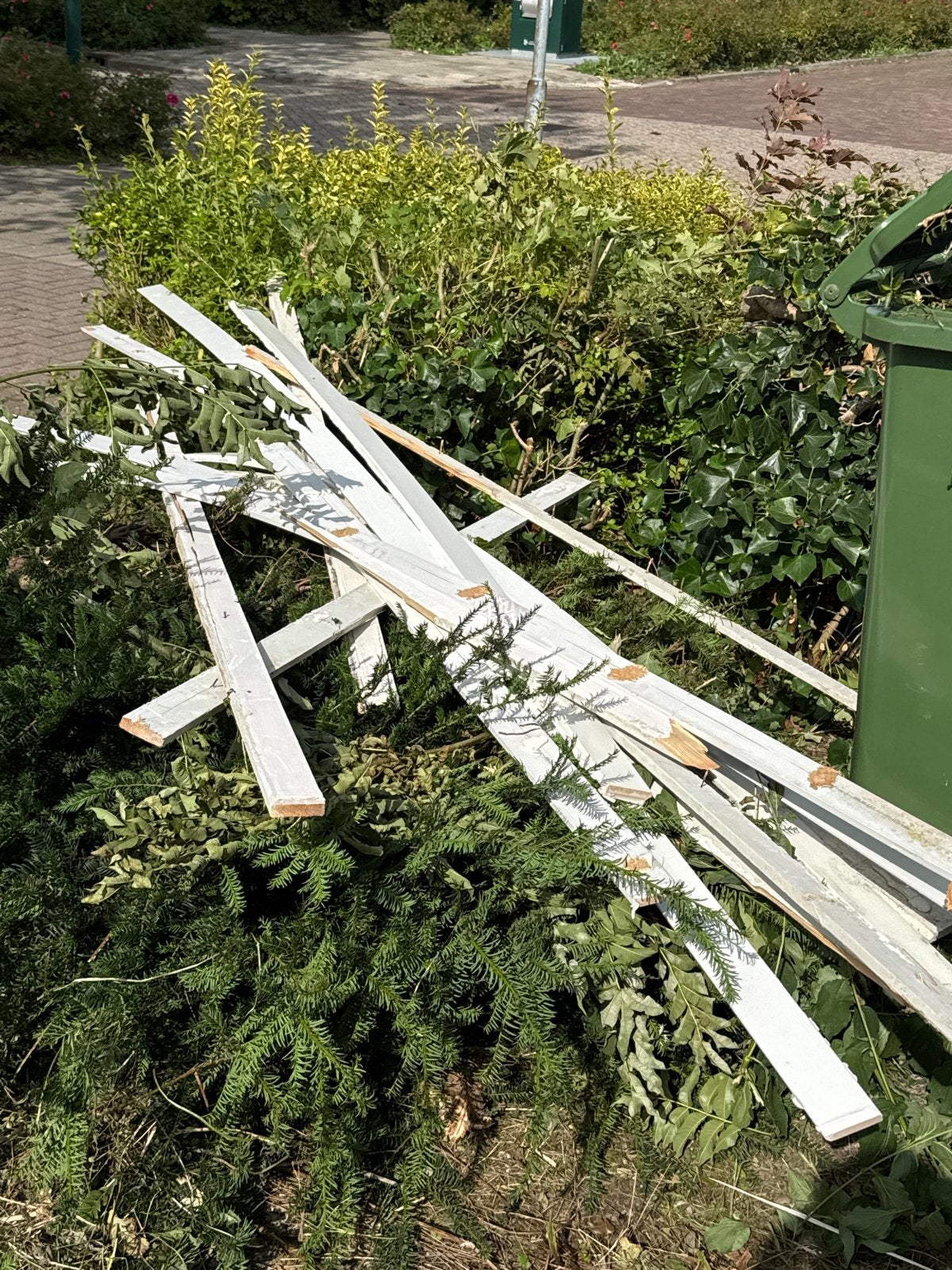 Zo goed als nieuwe  plinten - Diverse lengtes en materialen, Doe-het-zelf en Verbouw, Ophalen, Gebruikt, Mdf, 250 cm of meer