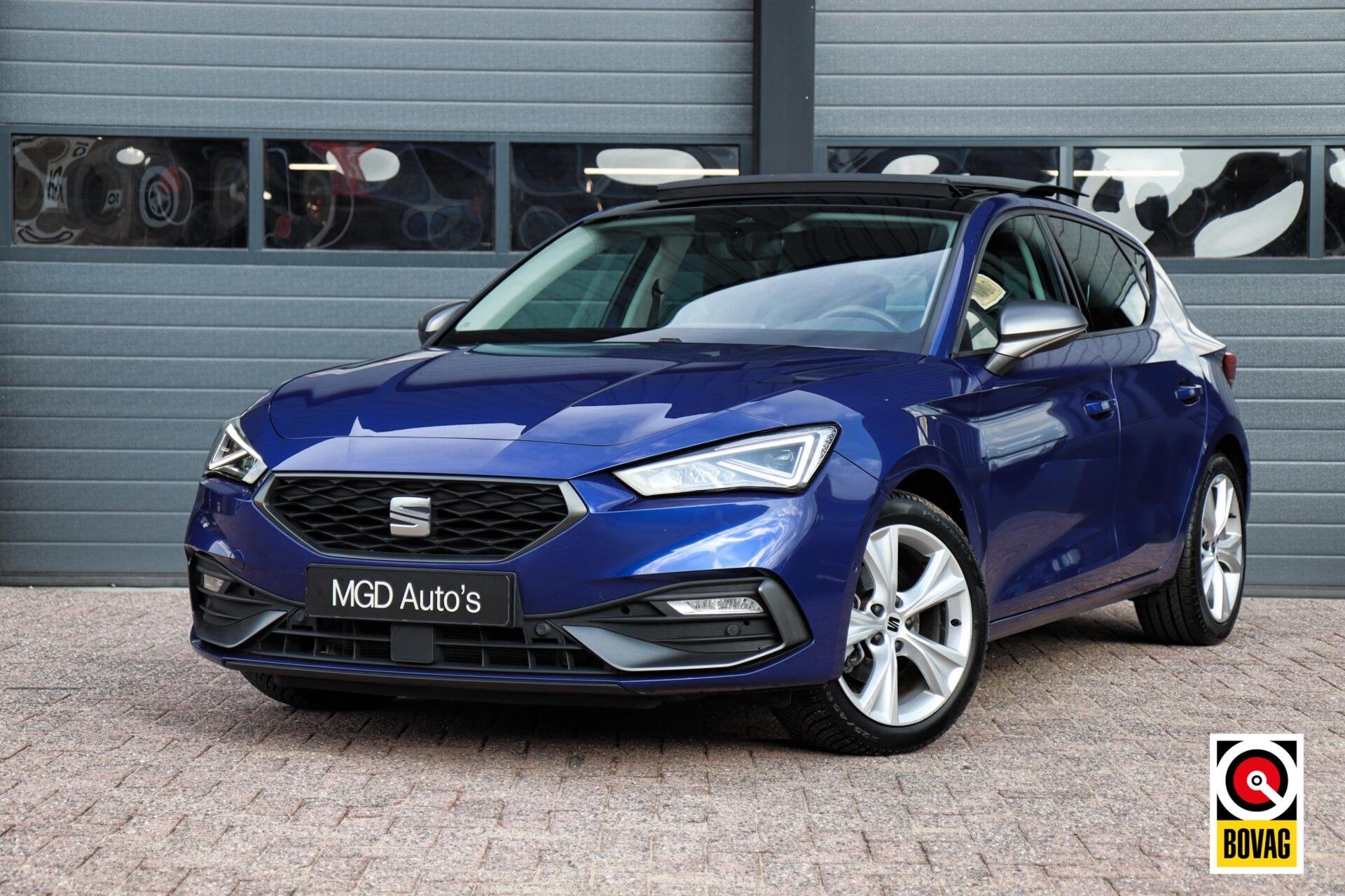 Seat Leon 1.5 eTSI FR |LED|PANODAK|SFEERVERL.|CARPLAY|STOELV, Auto's, 1272 kg, 4 cilinders, Bedrijf, Hatchback