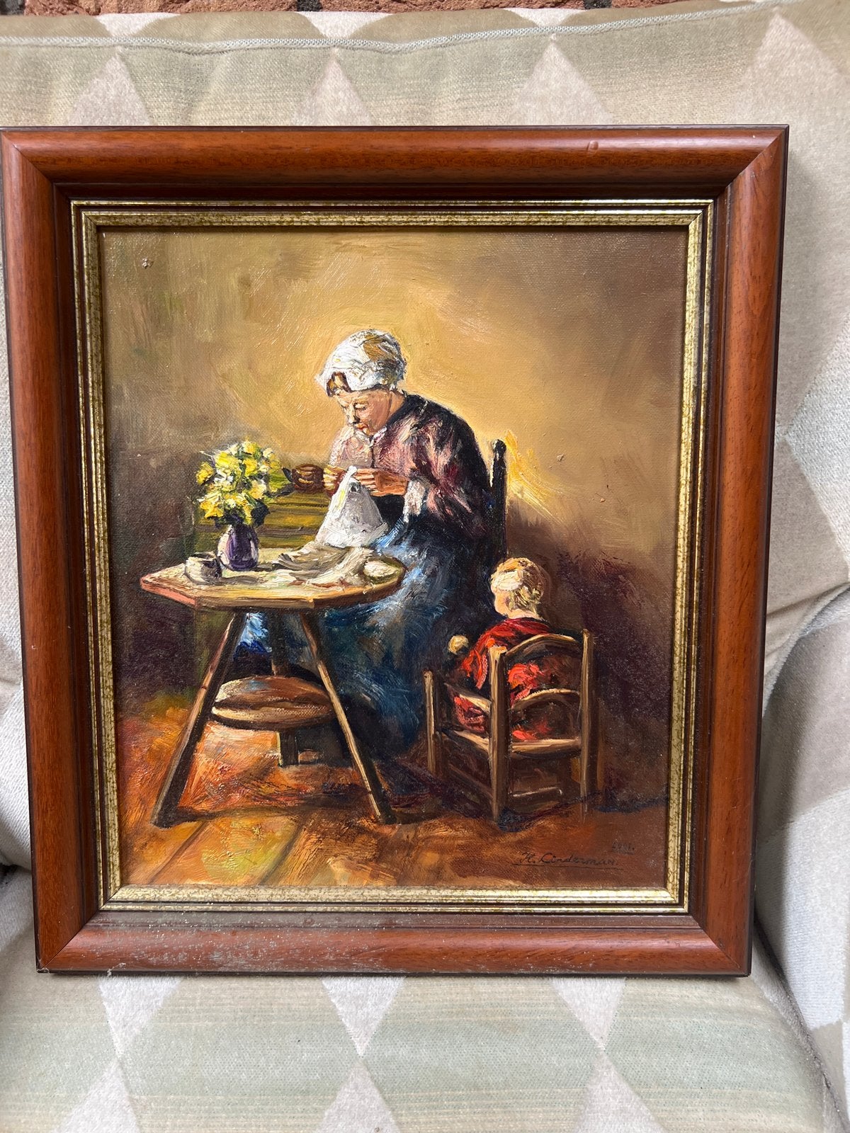 Olieverfschilderij: Vrouw naait, kind kijkt toe, Antiek en Kunst, Kunst | Schilderijen | Klassiek, Ophalen, Gedateerd, Doek, Portret of Personen