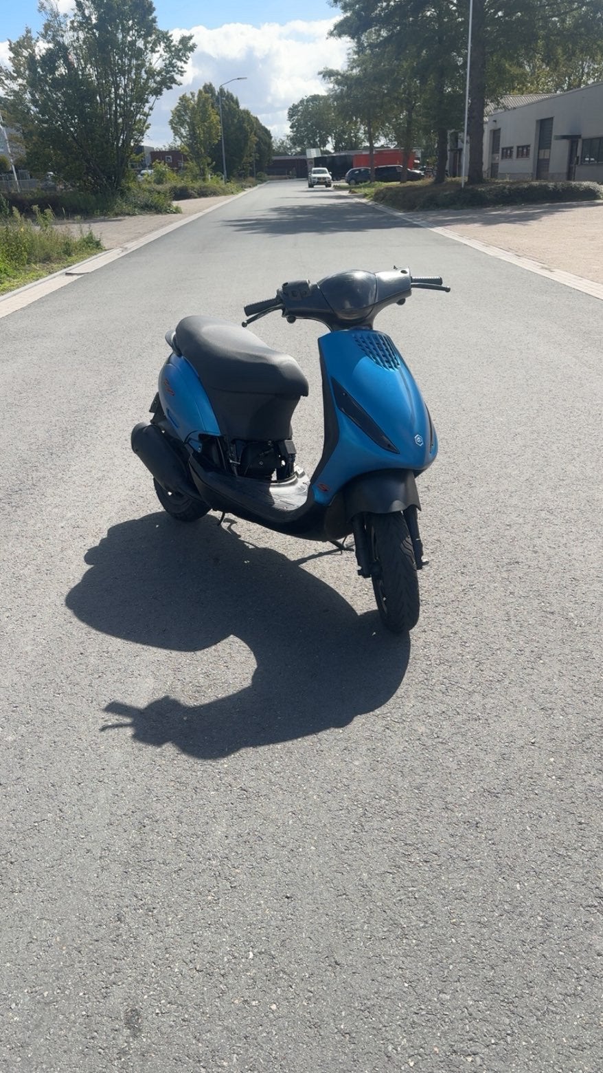Zip 125cc 2takt AC waardepeiling!, Fietsen en Brommers, Ophalen, Zo goed als nieuw, Zip