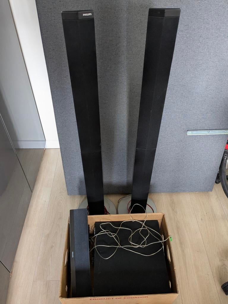 Philips HTS3357 sound system - speakers only, Audio, Tv en Foto, Home Cinema-sets, Zo goed als nieuw, Soundbar, Philips, Ophalen