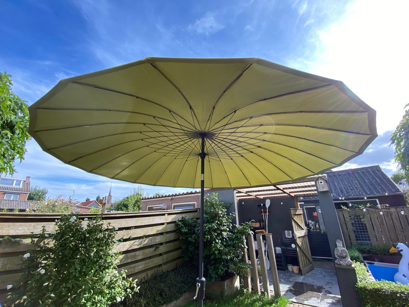 Intratuin parasol Shanghai diameter 300 cm, Tuin en Terras, Parasols, Ophalen, Kantelbaar, 2 tot 3 meter, Zo goed als nieuw