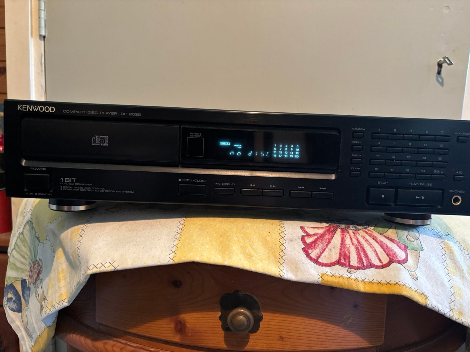 Kenwood dvd speler zeer nette staat voor maar 35 euro., Audio, Tv en Foto, Dvd-spelers, Ophalen of Verzenden, Zo goed als nieuw