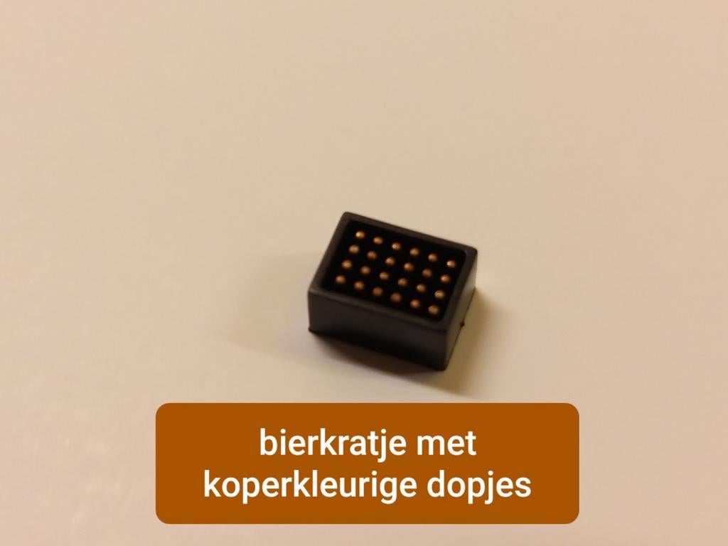 Bierkratje (koperkleurige dopjes), Ophalen of Verzenden, Nieuw, Bus of Vrachtwagen, Tekno