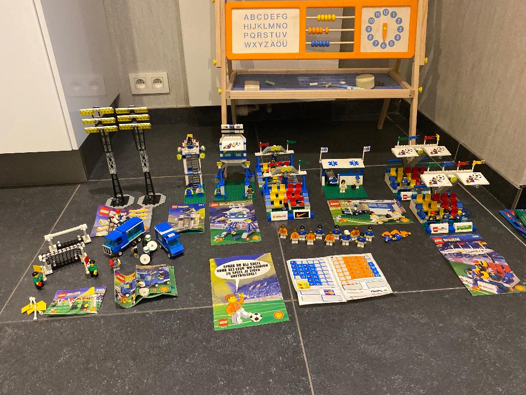 Lego WK 1998 (3303,3208,3309,3310,3311,3312,3313,3314), Ophalen, Gebruikt, Compleet, Overige thema's