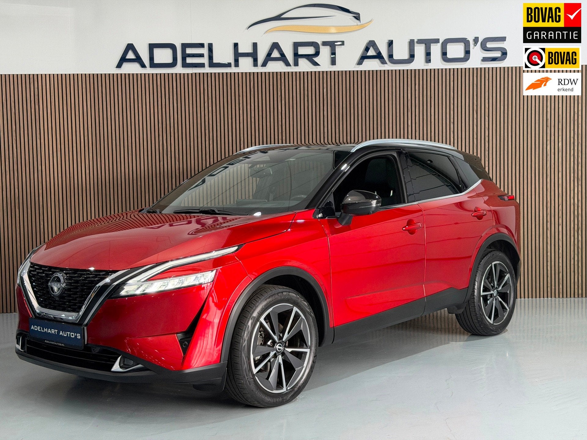 Nissan Qashqai 1.3 MHEV Tekna Automaat / Panorama dak / Lede, Auto's, Dealer onderhouden, Gebruikt, 4 cilinders, Bedrijf