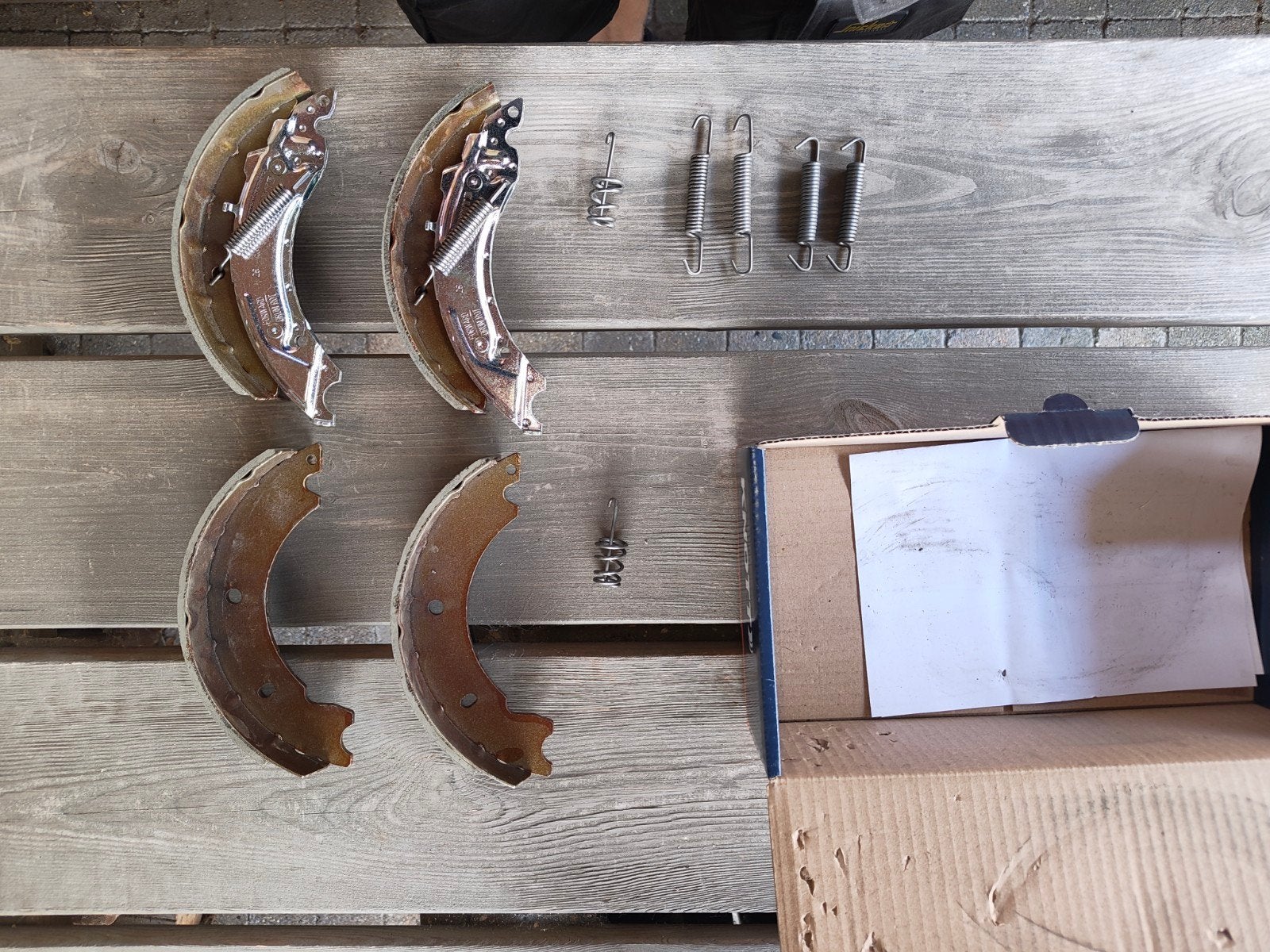 KNOTT 200x50 remschoenen set, Auto diversen, Ophalen, Zo goed als nieuw