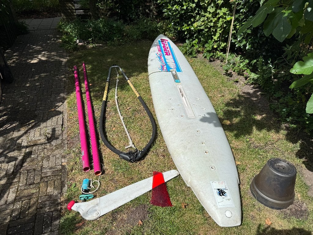 Surfplank - met toebehoren - beginners set, Ophalen, Gebruikt, 5 tot 6.5 m², Met mast