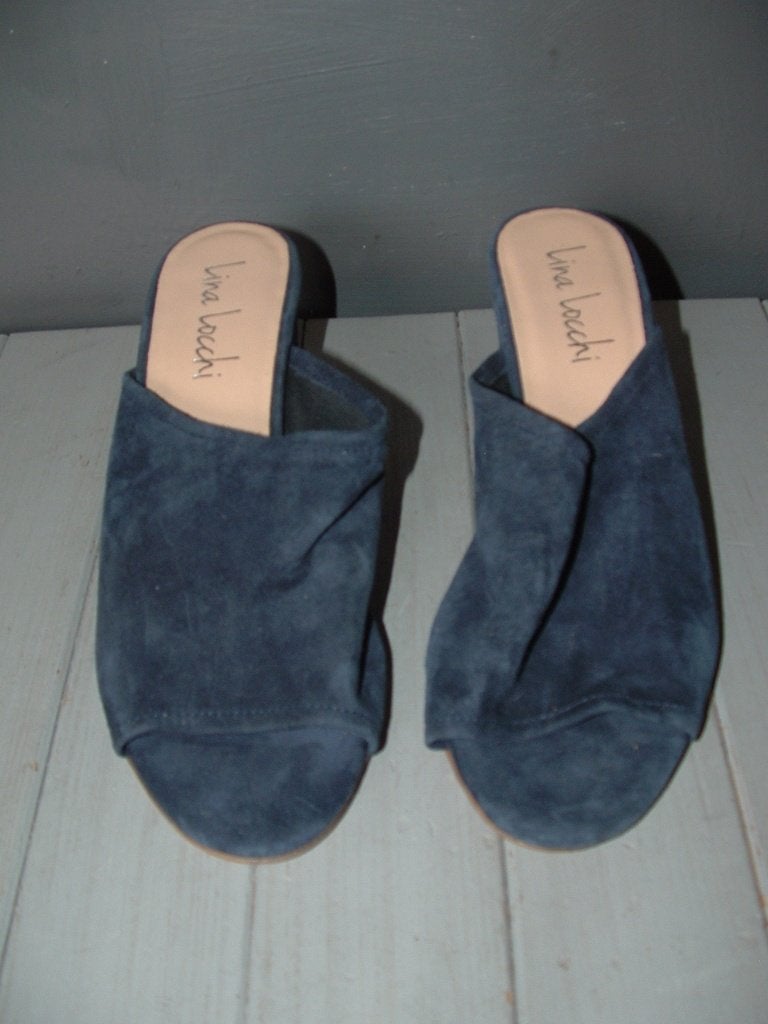Lina Locchi suede peeptoe hakken, sandalen maat 39, Lina Locchi, Zo goed als nieuw, Sandalen of Muiltjes, Ophalen of Verzenden