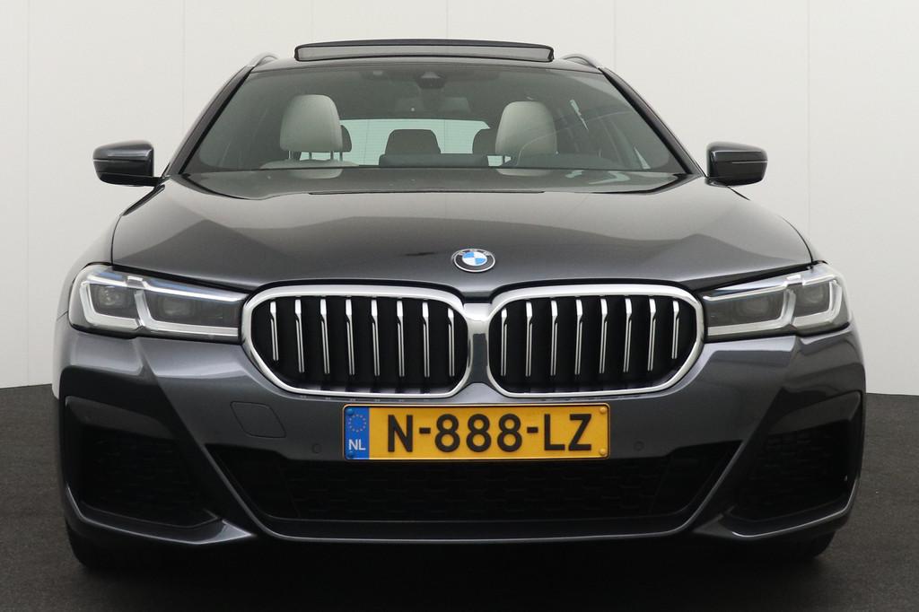 BMW 5 Serie Touring 530i 252 PK M-Sport Pano-Dak Laser-Light, Automaat, 1998 cc, Achterwielaandrijving, Gebruikt