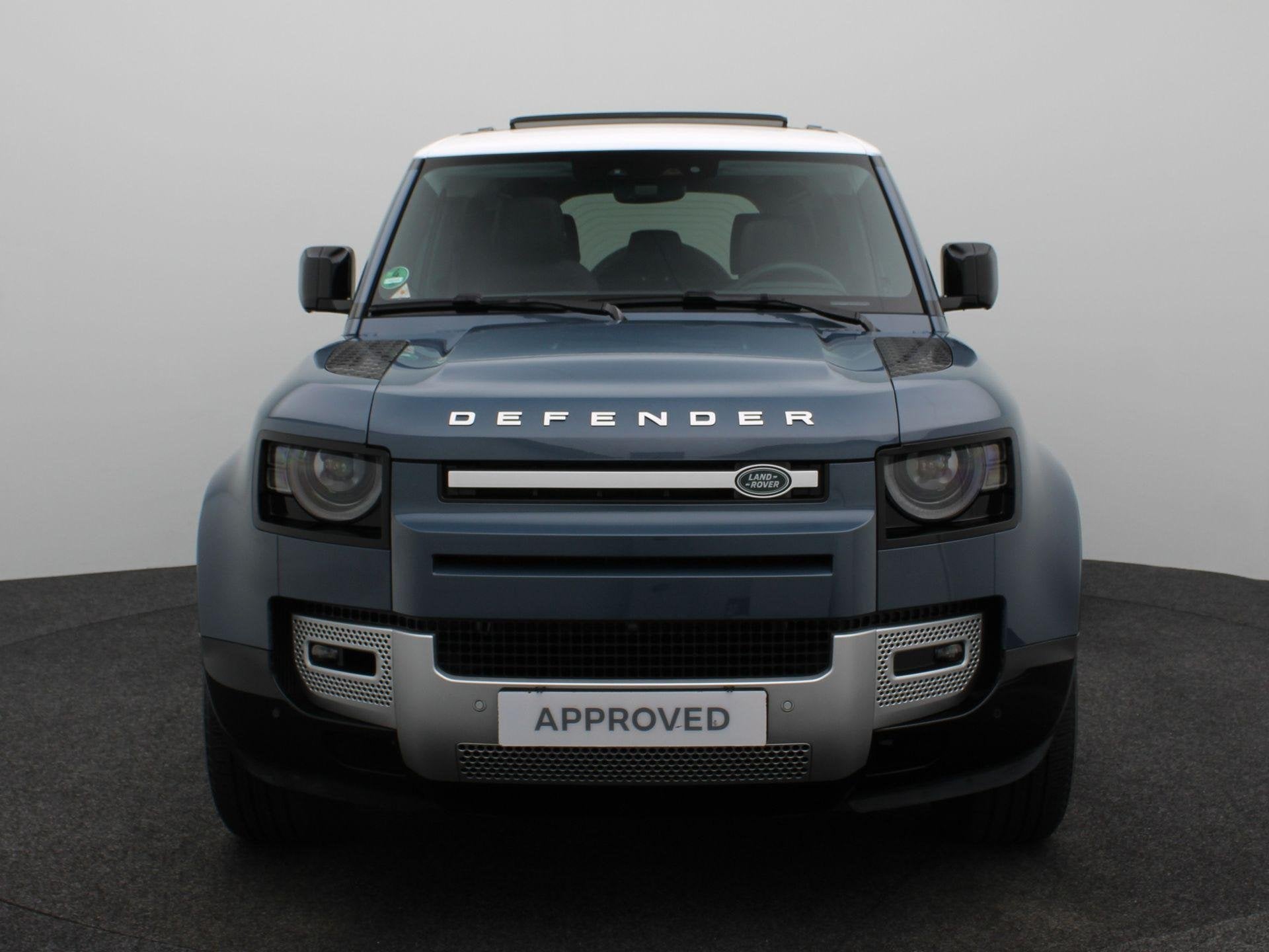 Land Rover Defender 110 2.0 P300e 110 S | COUNTY EDITION | S, Auto's, Automaat, 12 maanden, Gebruikt, Euro 6