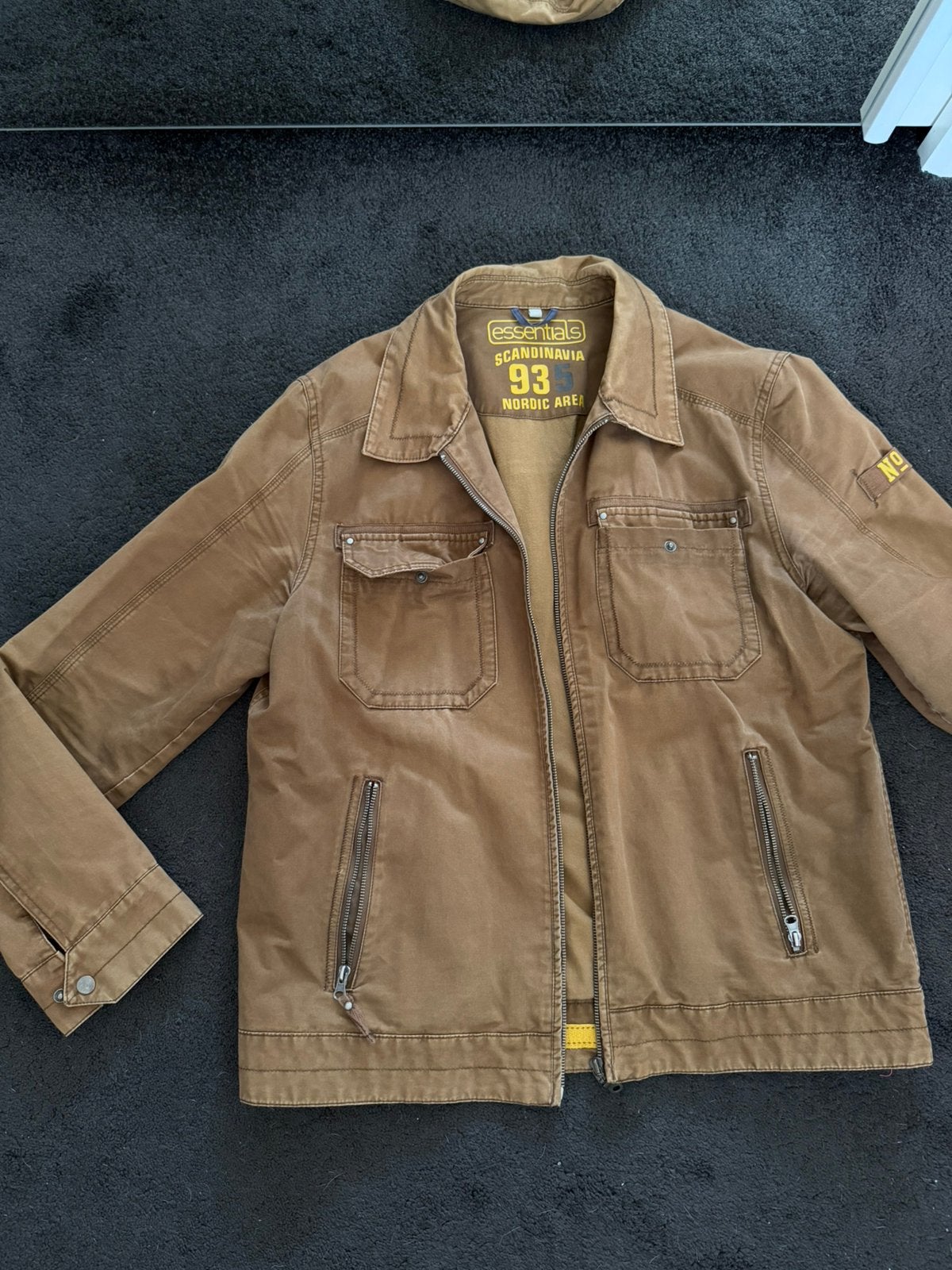 Vintage jas Essentials maat L bruin, Ophalen of Verzenden, Zo goed als nieuw, Maat 52/54 (L), Bruin