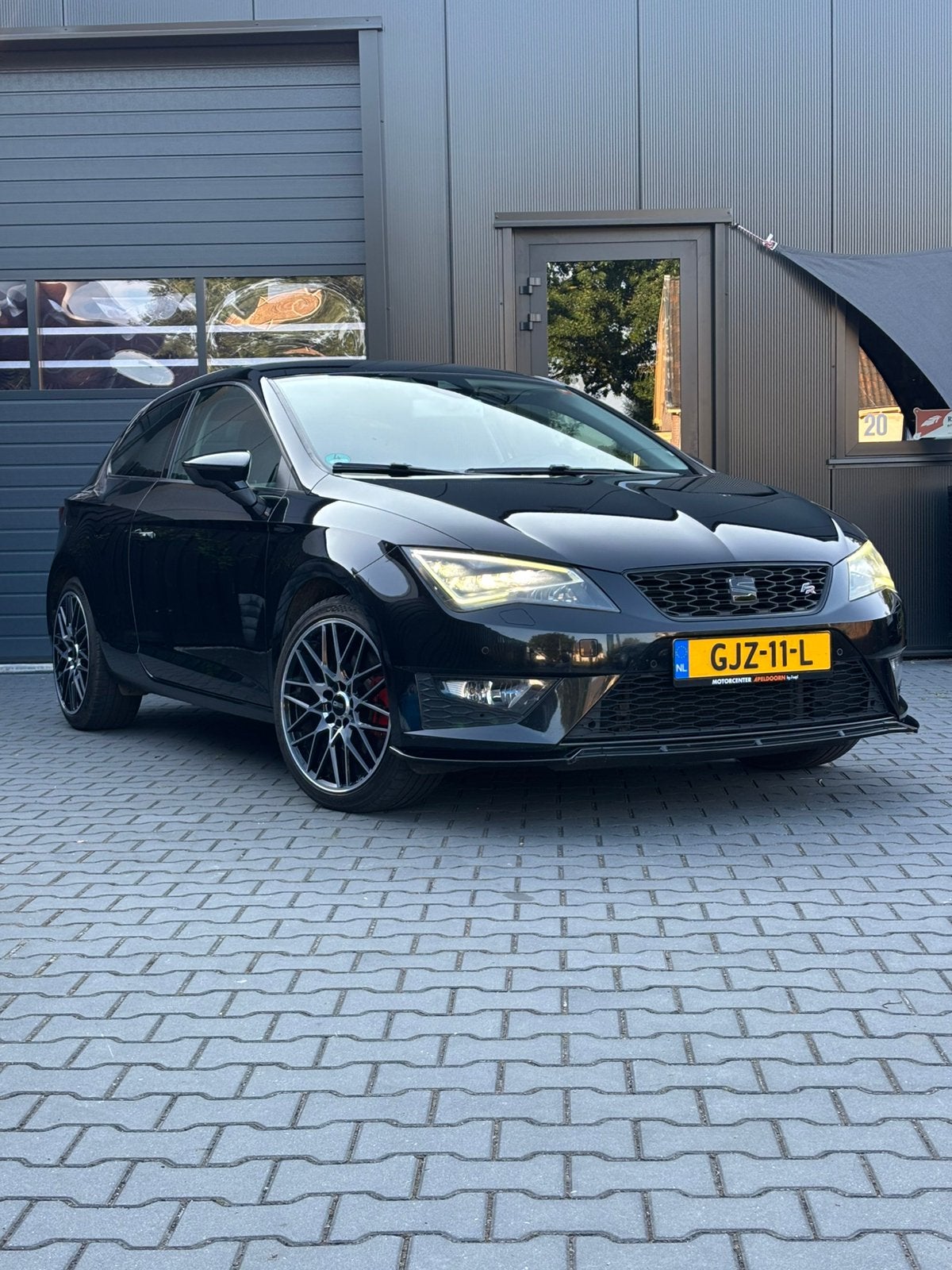 Seat Leon FR 1.8 TSI SC / Carplay / Goed onderhouden, Auto's, Seat, Zwart, 4 cilinders, Leon, Alcantara