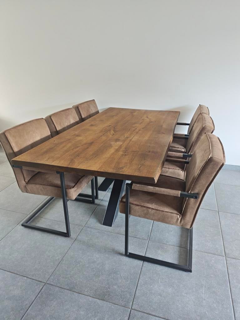 Nette massief eikenhouten eettafel met matrixpoot, Huis en Inrichting, Tafels | Eettafels, Ophalen, 200 cm of meer, 50 tot 100 cm