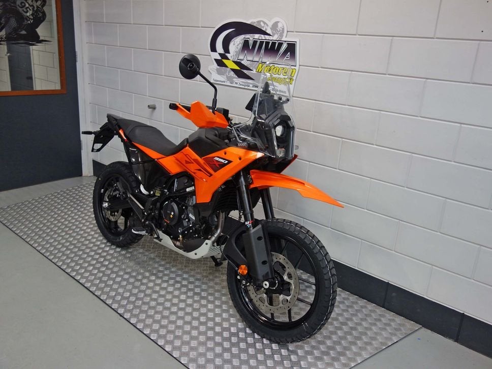 KTM 390 ADVENTURE X (2026), 390 cc, KTM, Bedrijf, Onbekend