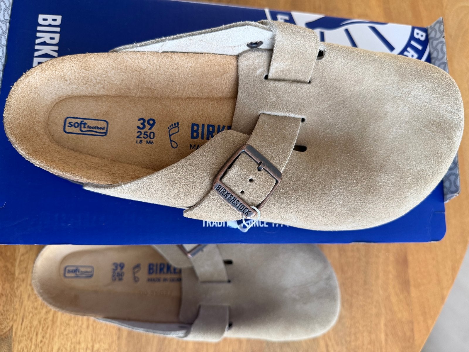 Birkenstock Boston Soft Footbed Taupe Maat 39 Nieuw, Ophalen of Verzenden, Nieuw, Beige, Slippers