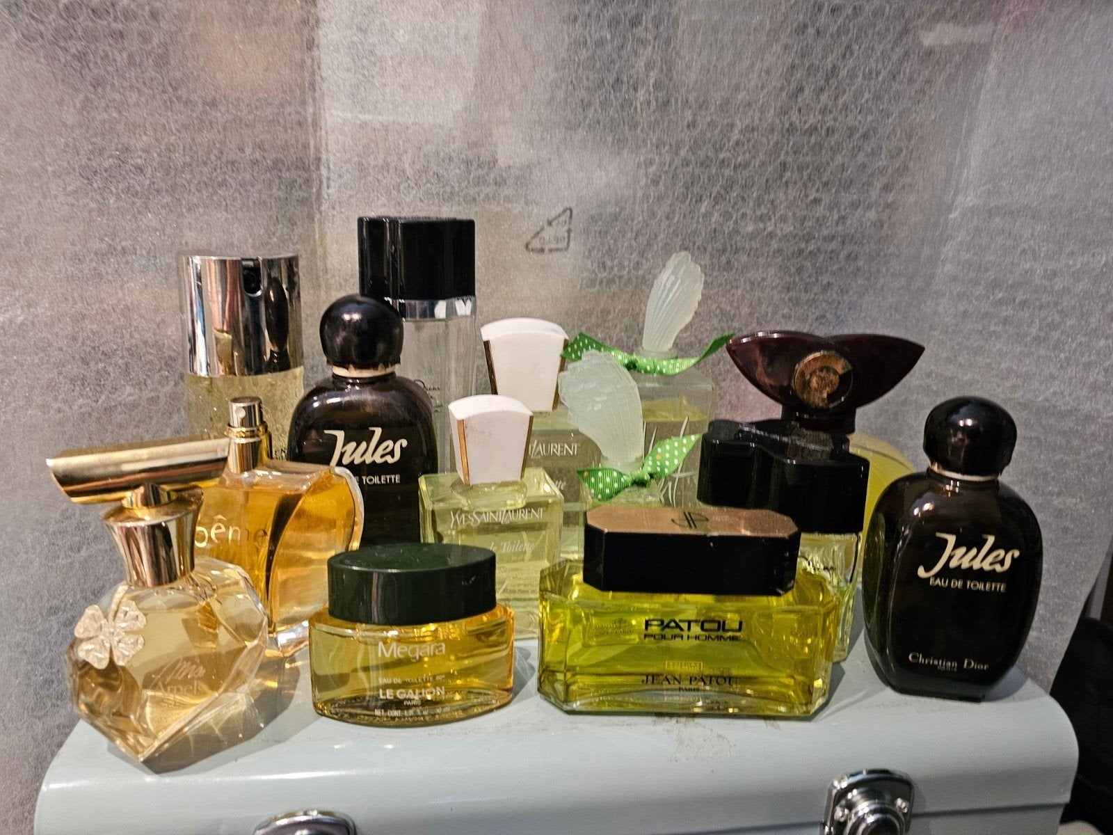 FACTICE, DUMMY PARFUM DECORATIE  FLESSEN, Verzamelen, Ophalen