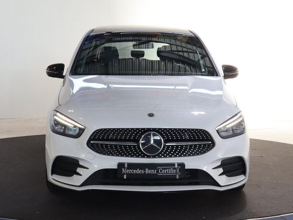 Mercedes-Benz B-klasse 180 Advantage | Night | Widescreen |, 136 pk, Gebruikt, 4 cilinders, 700 kg