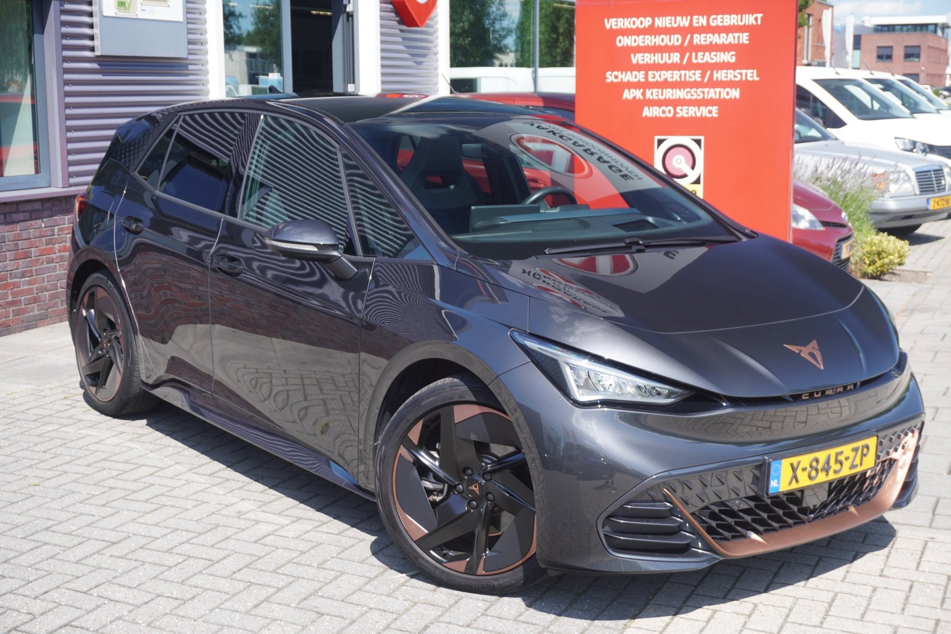 Cupra Born Copper Edition 62 kWh / SOH 95,5% / Pano / Massag, Automaat, 34 min, Achterwielaandrijving, Gebruikt