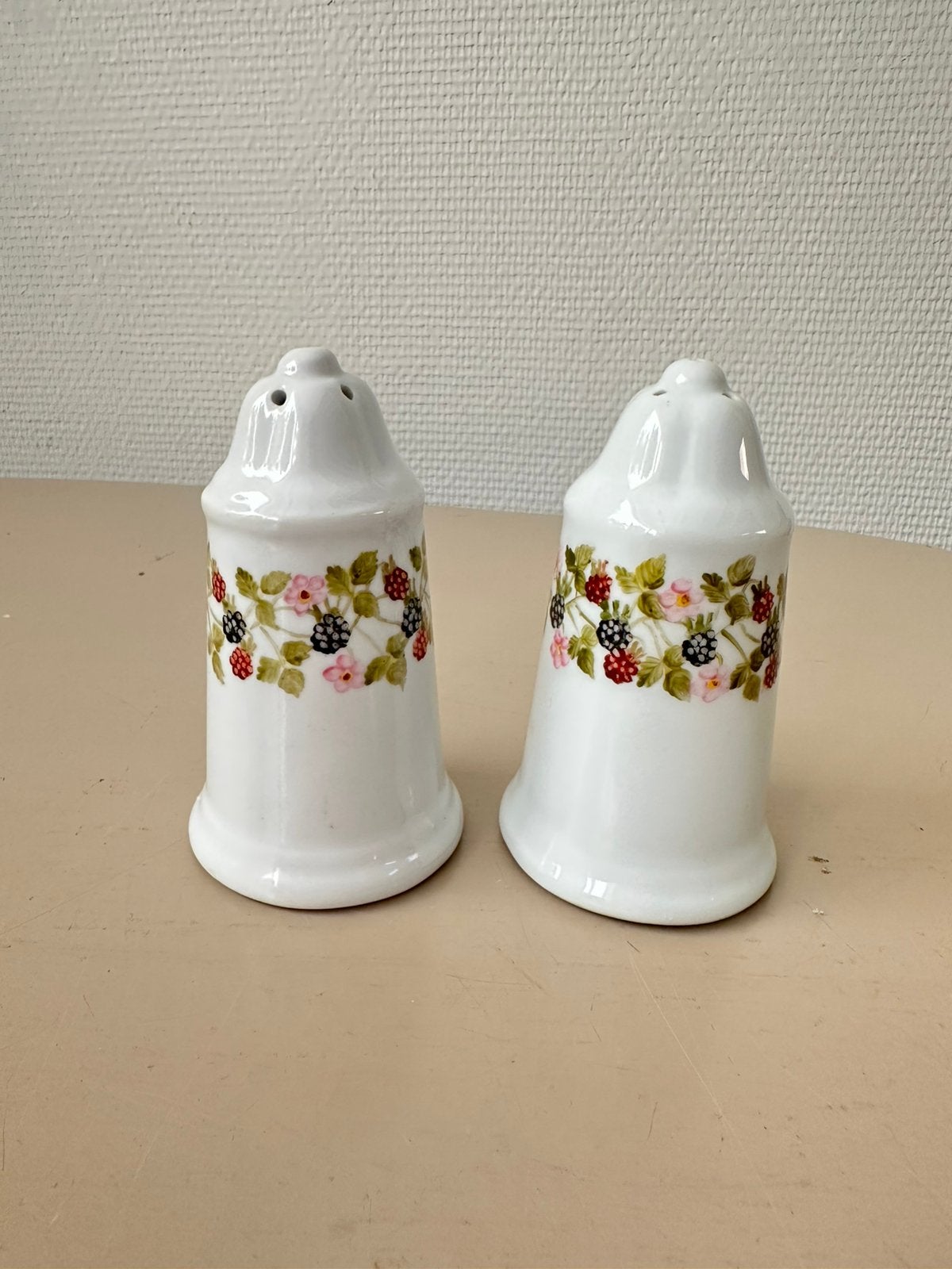 Antieke peper en zoutstrooier HP, Ophalen of Verzenden