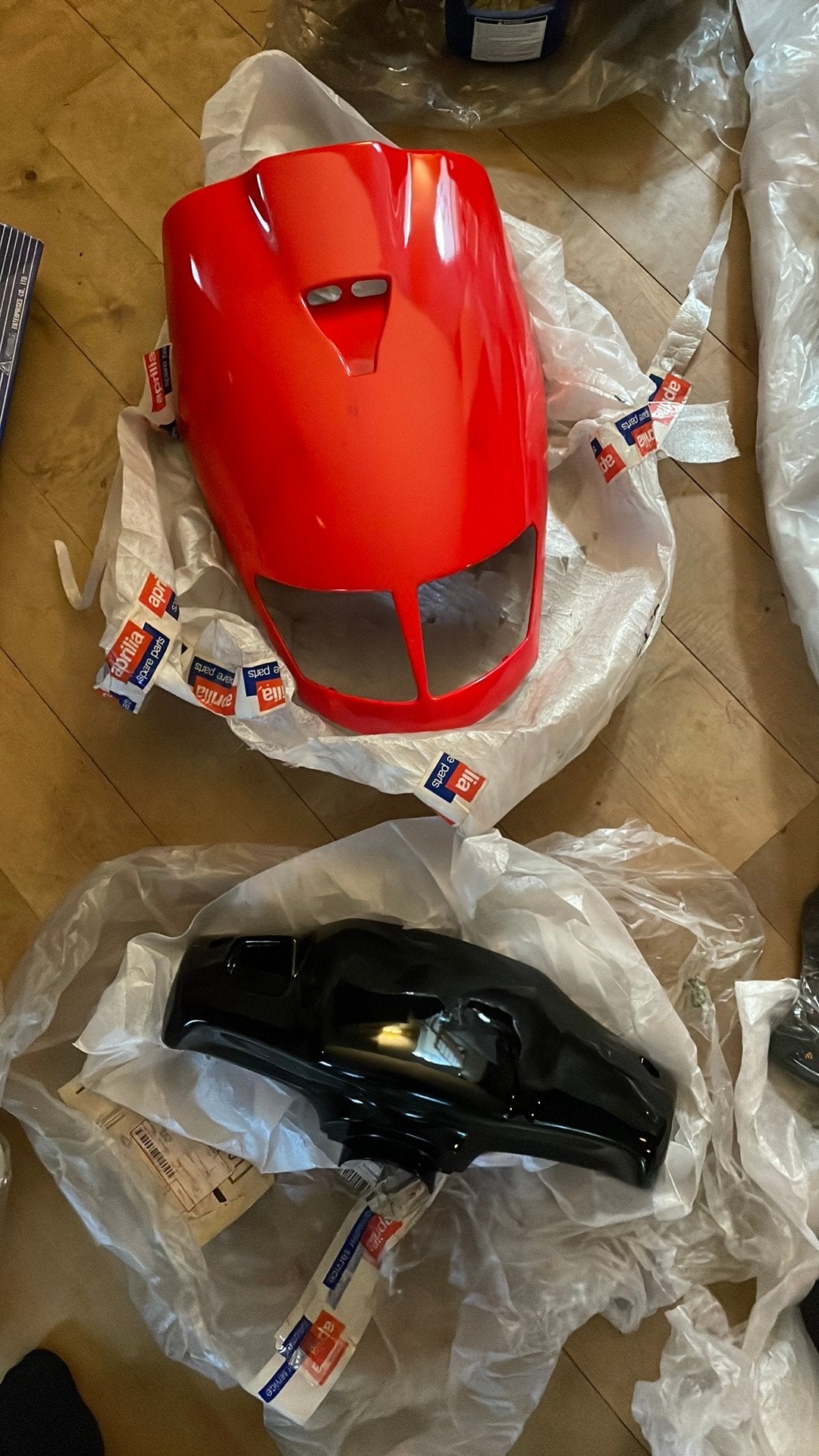 Nieuwe aprilia sr viper kapdelen stuurkap voorscherm, Ophalen of Verzenden, Pia, Pia, Pia