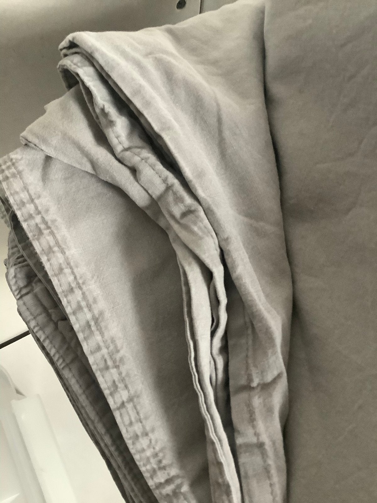 Te koop grijs IKEA Angslilja tweepersoons dekbedovertrek, Tuin en Terras, Ophalen of Verzenden, Zo goed als nieuw, Hout