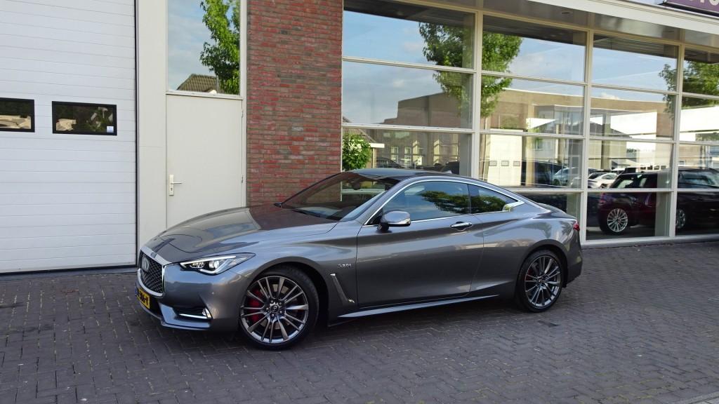 Infiniti Q60 COUPE 3.0 V6 TURBO AWD SPORT TECH 406 PK, Auto's, Infiniti, Automaat, Gebruikt, Huisgarantie, Met garantie (alle)