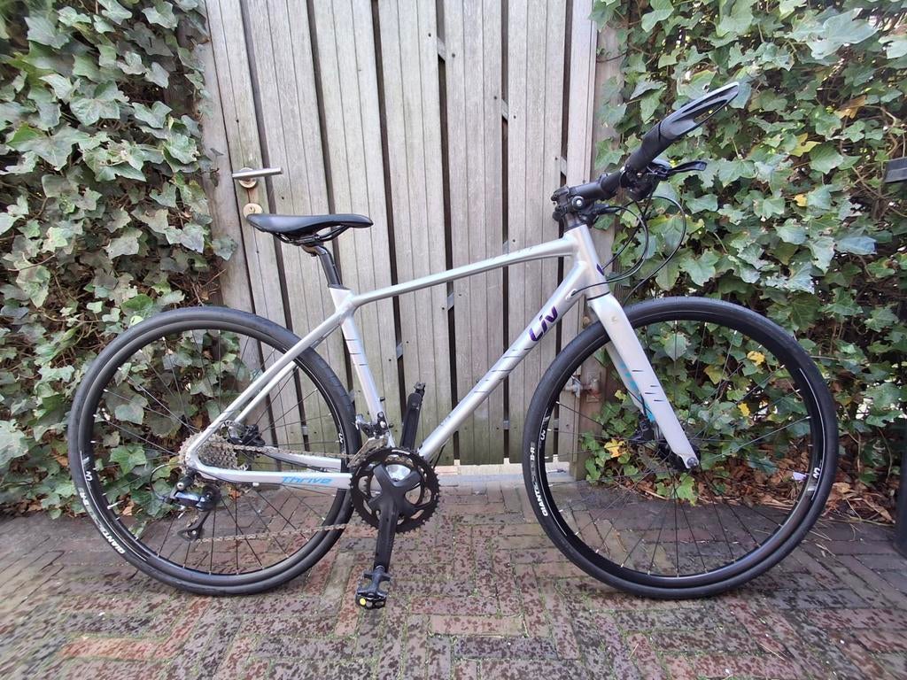 Liv Thrive 2 uit 2021 maat M 164-175cm, Fietsen en Brommers, Fietsen | Dames | Sportfietsen en Toerfietsen, Ophalen of Verzenden
