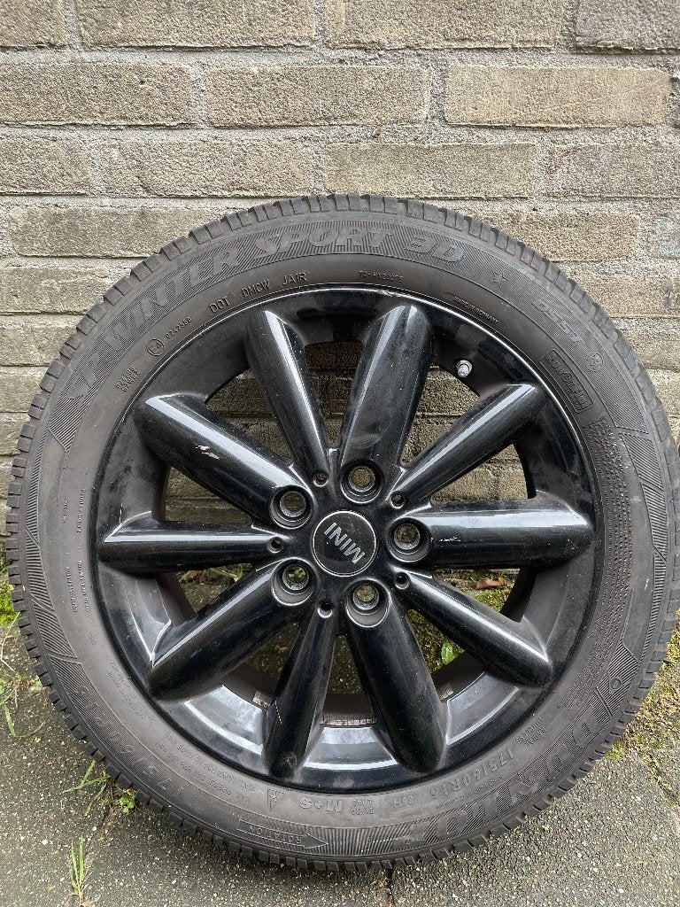 Mini Cooper winterbanden + velgen Dunlop 175-60-16 RunFlat, Ophalen, Gebruikt, 16 inch, 175 mm