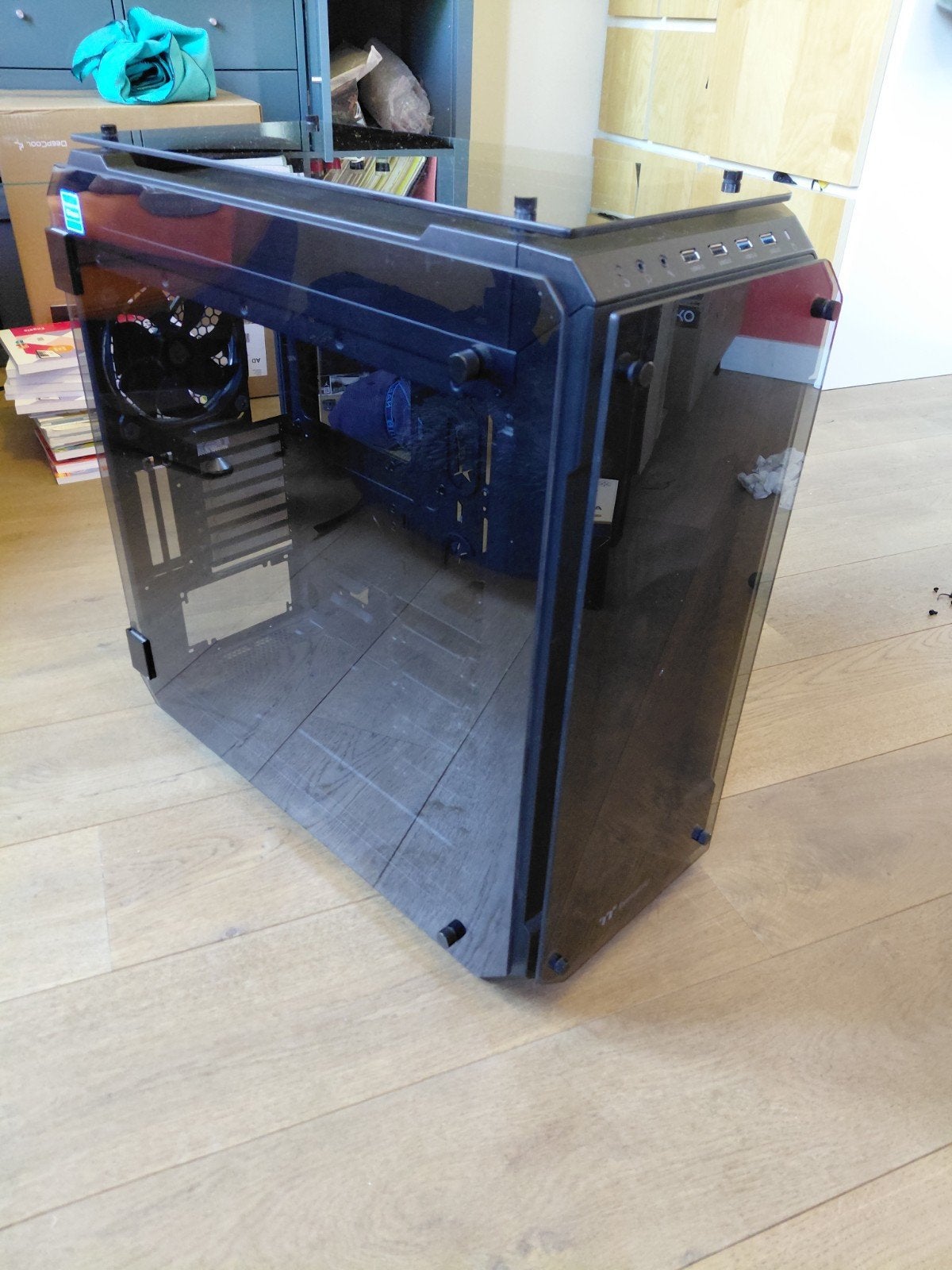 thermaltake view 71 pc case full tower rgb, Computers en Software, Computerbehuizingen, Zo goed als nieuw, Ophalen