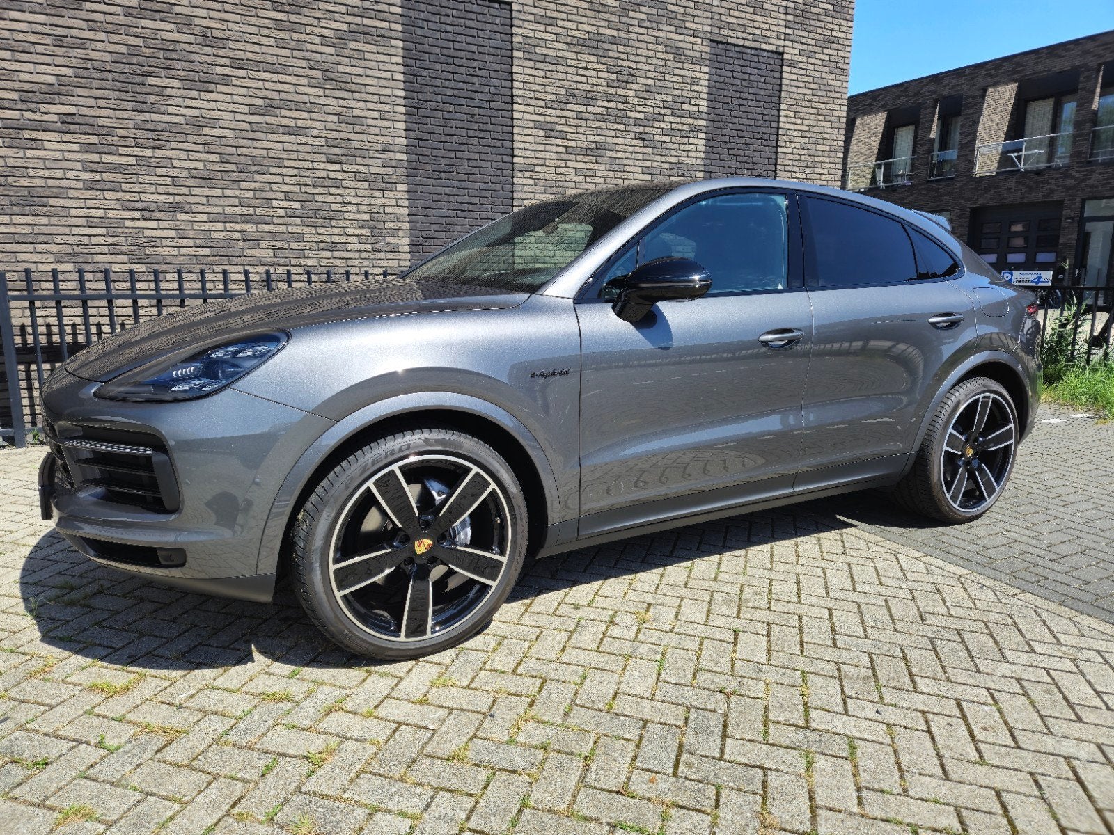 Porsche Cayenne Coupe 3.0 V6 462pk E-hybrid FULL OPTION, Auto's, Porsche, Particulier, Cayenne, 360° camera, 4x4, ABS, Achteruitrijcamera