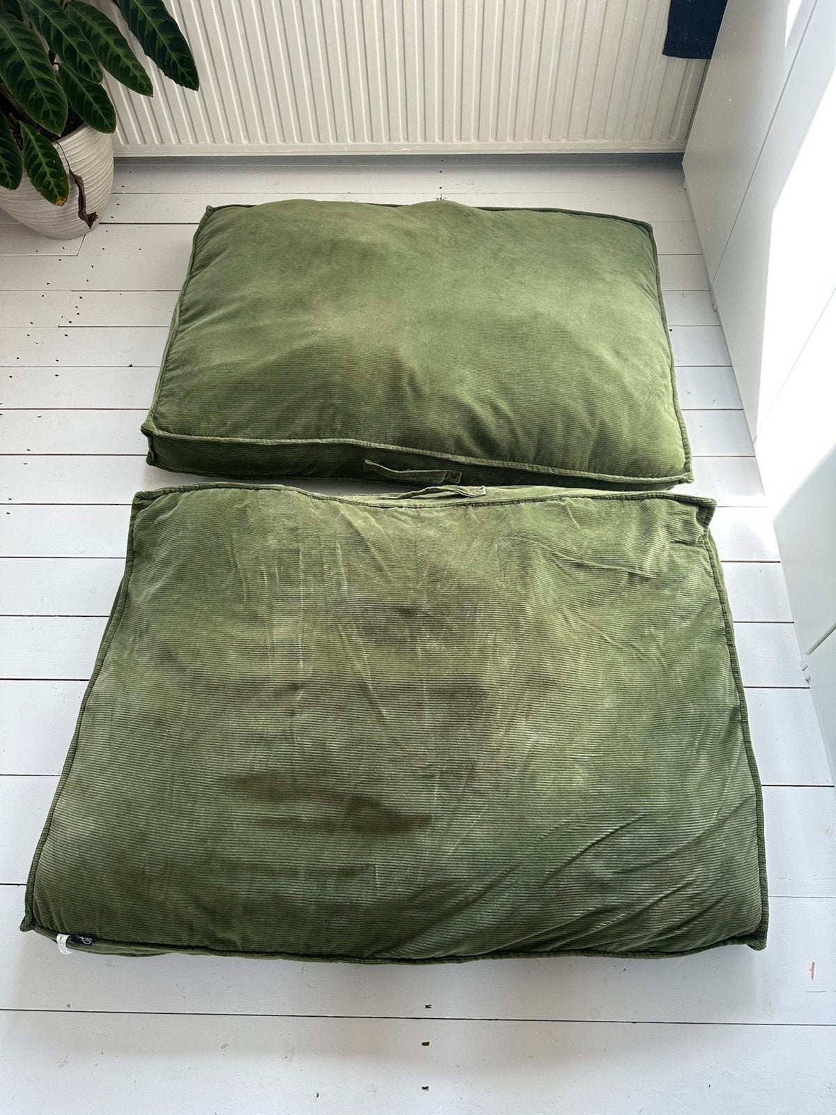 2x Unique living pallet kussens 120x80 donkergroen ribstof, Ophalen, Zo goed als nieuw, Rechthoekig, Groen