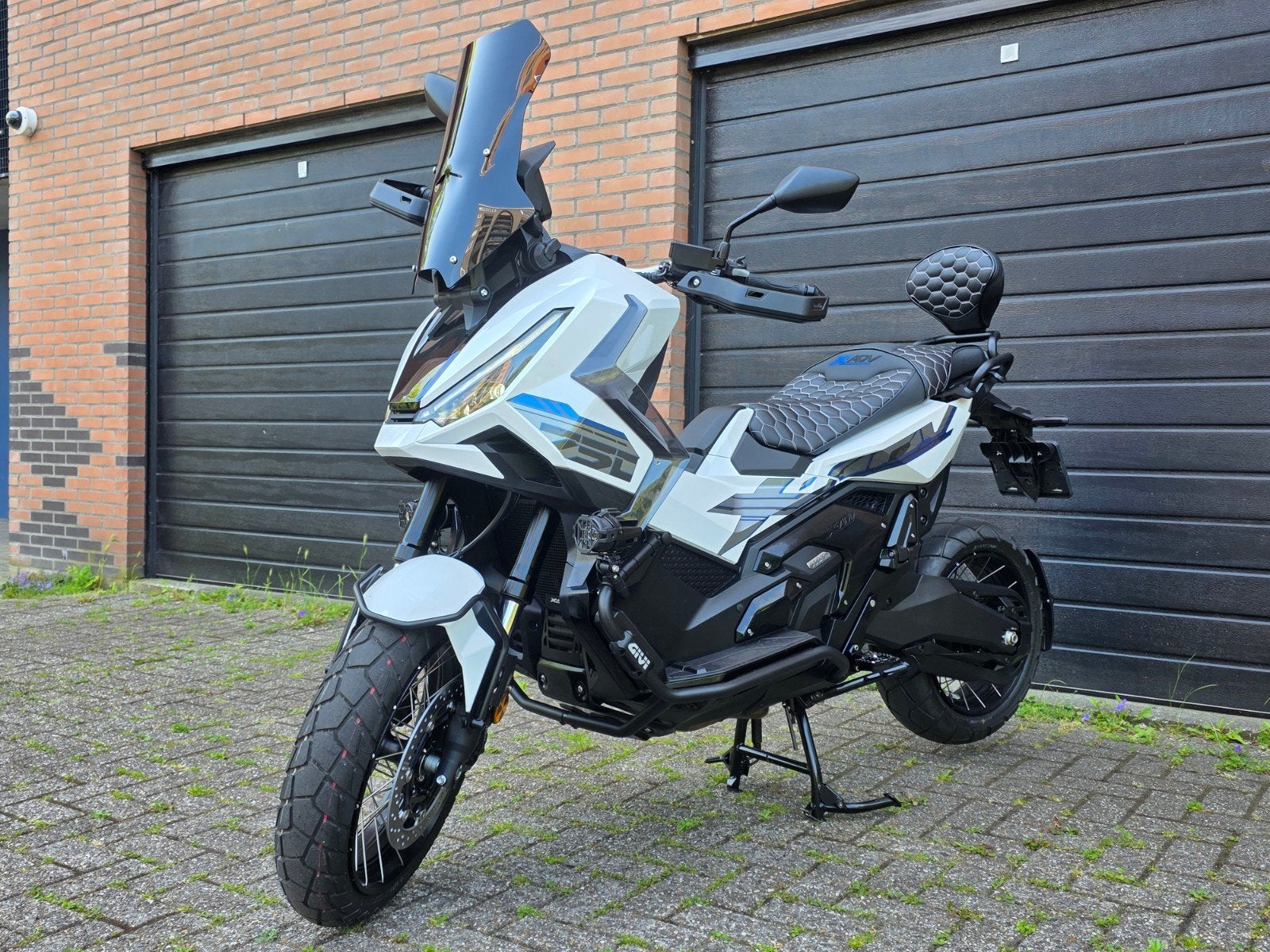 Honda X-ADV 750 2025 - Volle Opties, Slechts 180 km!, 750 cc, Particulier, LED Verlichting, Automaat